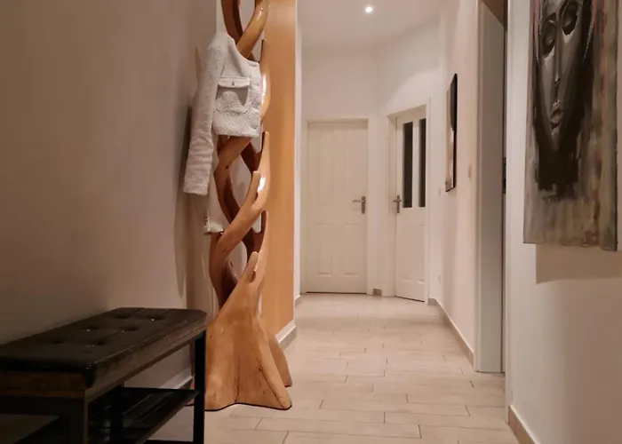 Safan Riverside I Chakalaka Afrika I Altstadt & Elbe *